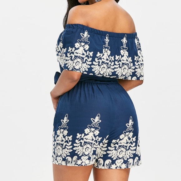 Blue And White Romper With Belt - Picture 2 of 2